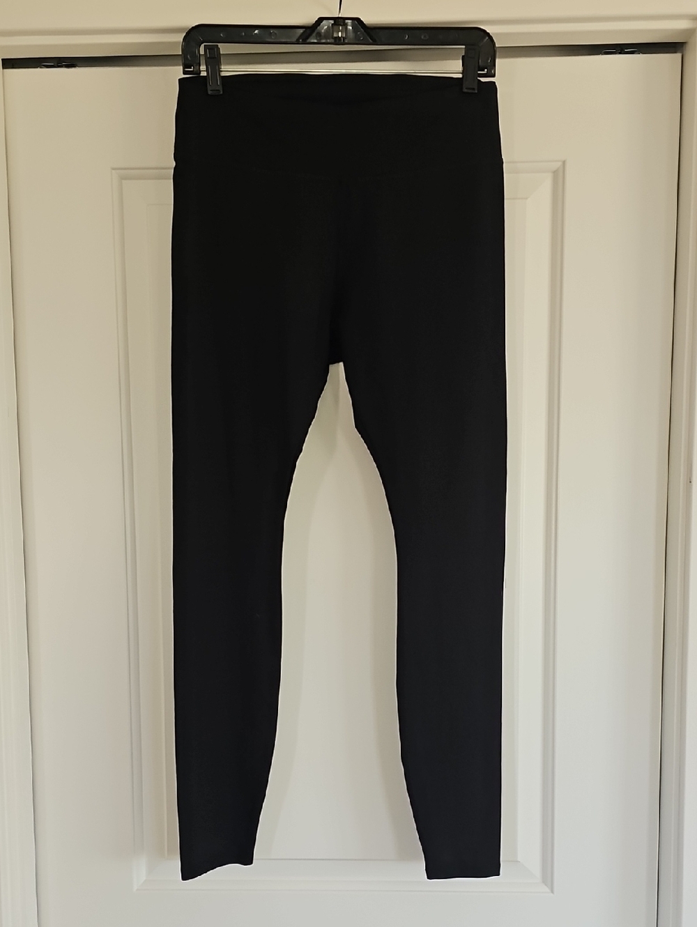 PACT Organic Black Leggings Sz M NWOT